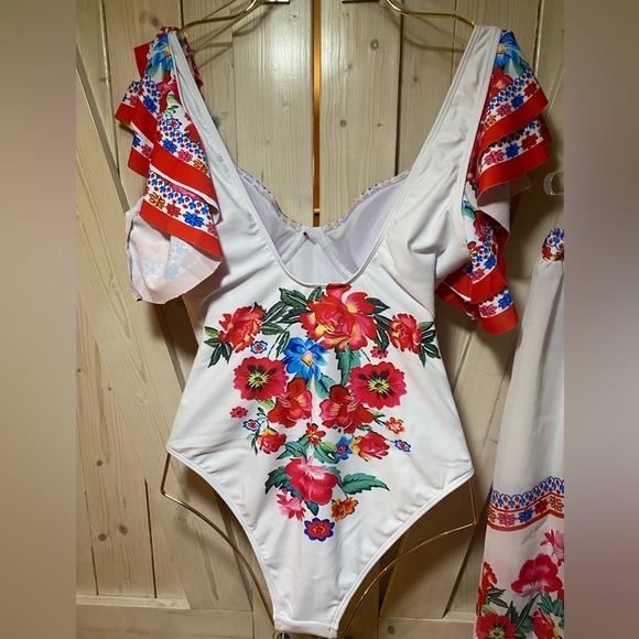 Boho Blanca resort onepiece swimsuit & maxi cover-up skirt white red blue floral - Picture 15 of 16